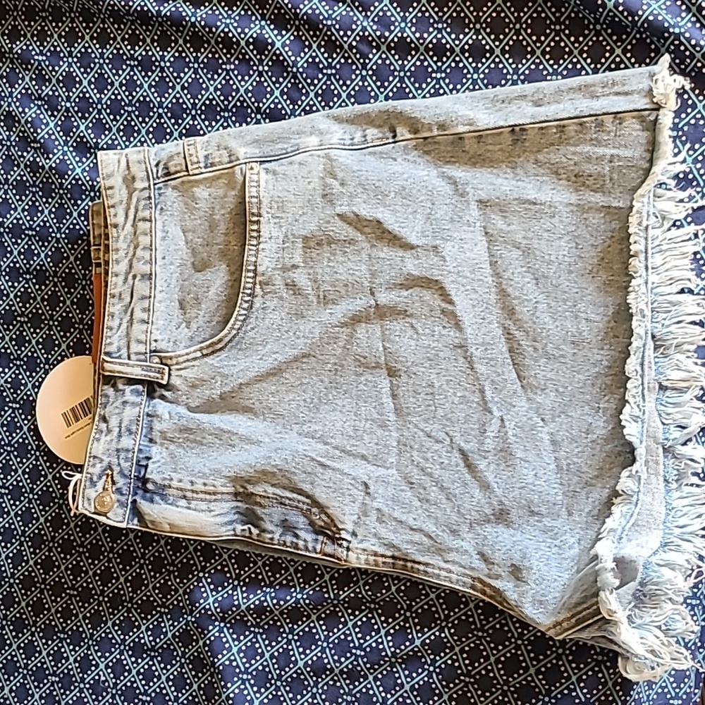 Princess Polly Jean Short size 18